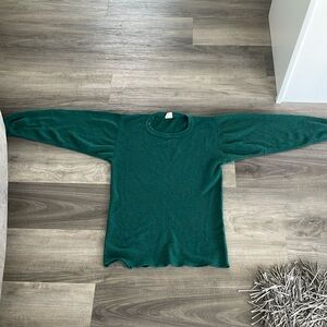 Green size medium northwest territory shirt, 50% polyester, 50% cotton